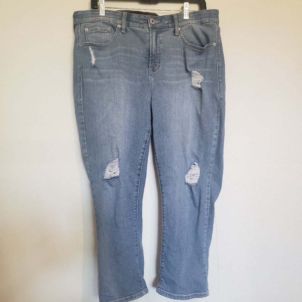TORRID sky high skinny crop distressed jean pants light wash